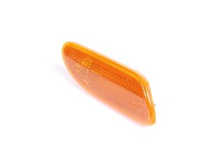 ES#2587399 - 2038200821 - Side Marker Assembly - Right - Avoid lane change confusion with working side markers. - Hella - Mercedes Benz