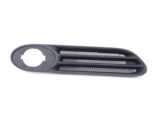 ES#77075 - 51131515593 - Finisher Side Marker Vent - Black - Right Side - Mounts to the front quarter panel with the turn signal - Genuine MINI - MINI