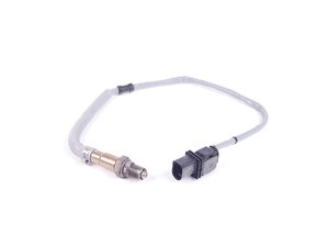 ES#1928563 - 06J906262T - Front Oxygen Sensor - Priced Each - Keep your engine running efficiently - Genuine Volkswagen Audi - Audi Volkswagen