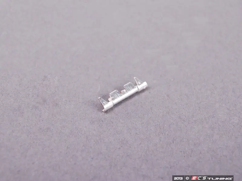 Genuine BMW - 61138353748 - Wire Connector (61-13-8-353-748)