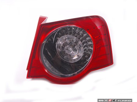 ES#347110 - 3C5945096J -     Outer Tail Light Assembly - Right  - Replace your broken tail light in your B6 passat - Genuine Volkswagen Audi - Volkswagen