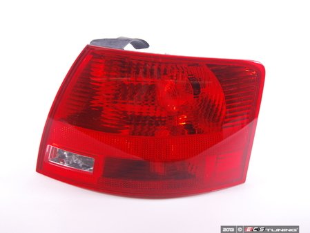 ES#2535526 - 8E9945096F - Outer Tail Light - Right - Restore your vehicle's look - ULO - Audi