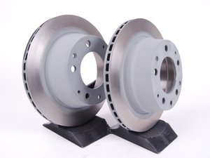 ES#2588356 - 90135204114KT2 - Rear Brake Rotors - Pair 11.22" (285mm) - Rear axle fitment - Both left and right - Sebro - Porsche