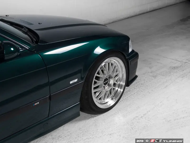 ECS News - BMW E46 3 Series Alzor Style 881 Wheels