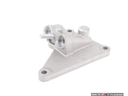 ES#23838 - 11421435096 - Connection Flange - Connects directly to pipes that feed the oil filter housing. - Genuine BMW - BMW