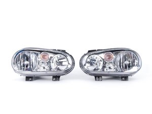 ES#2580876 - 1J0941017BKTNF - OE Headlight Set - Without fog lights, with clear turn signal lenses - TYC-Genera - Volkswagen