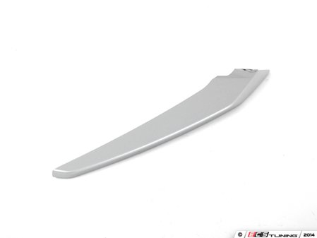 ES#2542748 - 51117293106 - Lower Bumper Grille Finisher - Right - Replace your damaged or missing bumper grille trim to restore your BMW's beauty - Genuine BMW - BMW