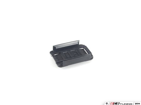 ES#1512730 - 99965239640 - Electrical Socket Clip - Priced Each - Used for securing 8-pin wiring harness connectors - Genuine Porsche - Porsche