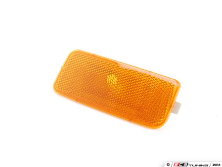ES#2525068 - 5K0945071 - Bumper Side Marker - Left - Amber housing - MTC - Volkswagen