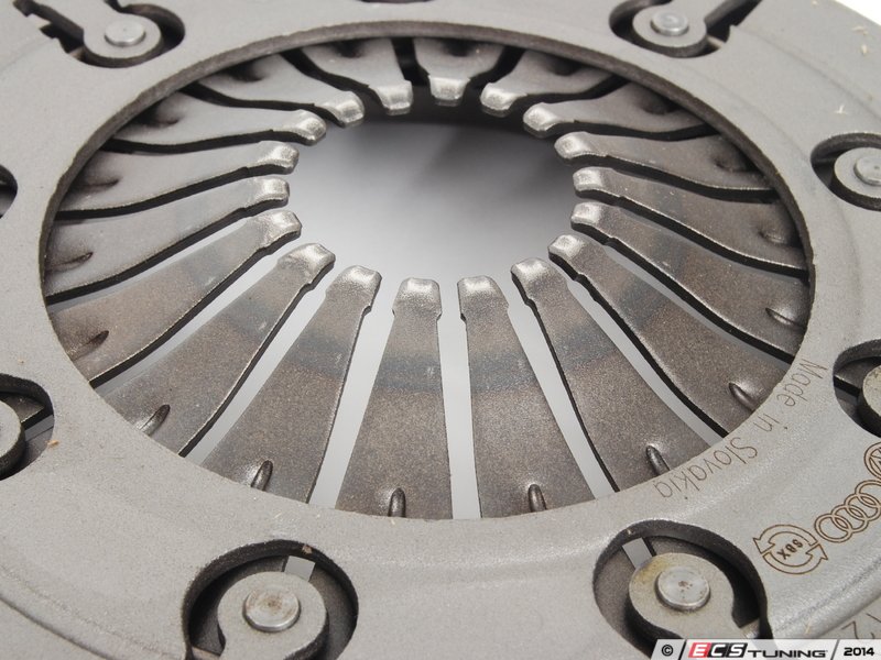 Genuine Volkswagen Audi - 06B141117CXKT - Remanufactured Clutch ...