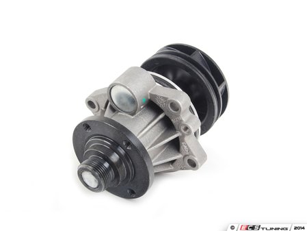 ES#2714593 - 11517509985 - Water Pump - With O-Ring - Featuring advanced composite impeller - Genuine BMW - BMW