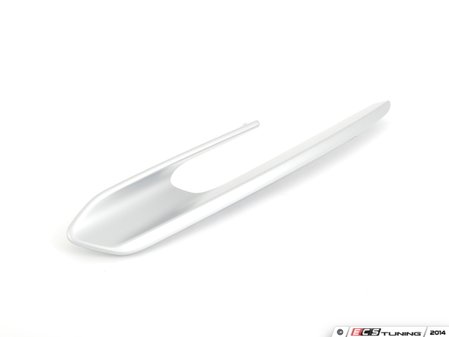 ES#2542733 - 51117279696 - Bumper Grille Trim - right - Located on the lower fog light grille - Genuine BMW - BMW