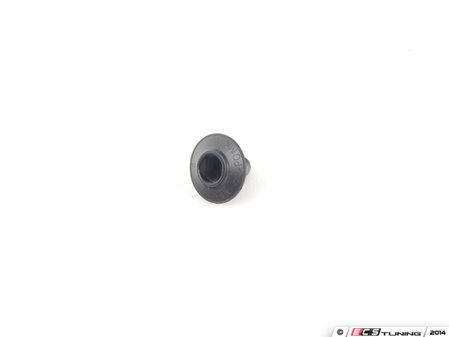 ES#114015 - 51438225566 - Tail Light Clip - Priced Each - Used to secure the tail light - Genuine BMW - BMW