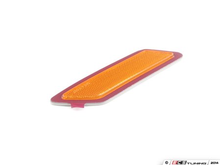 ES#2530790 - 63147274522 - F30 Front Bumper Reflector - Right - Increase the visibility of your vehicle - Genuine BMW - BMW