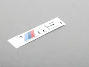 F10 M5 ///M5 Grille Emblem