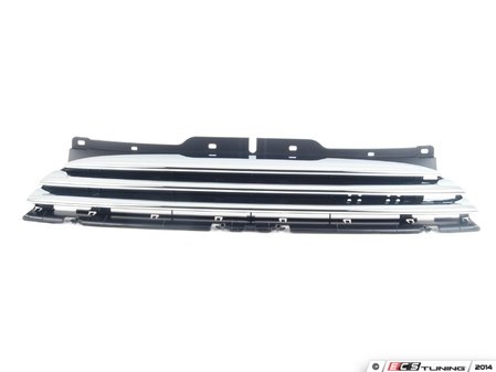 ES#74173 - 51112752363 - Upper Grille Center Section With Chrome - Priced Each - Replace your stone chipped grille on your MINI - Genuine MINI - MINI