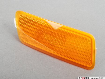 ES#393247 - 4F0945072 - Front Side Marker - Right - Located on the front bumper cover - Does not include the bulb - Genuine Volkswagen Audi - Audi