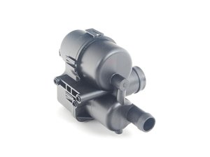 ES#2702165 - 16136756440 - Leak Diagnosis Pump - Located under the vehicle, near the transmission bellhousing or in the rear. - Bosch - BMW