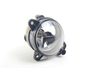 ES#2754889 - 6QE941699A - Fog light - left - Mounted in the bumper and often damaged by road debris - Genuine Volkswagen Audi - Volkswagen
