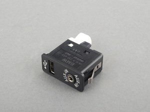 ES#2674443 - 84109237653 - USB / Auxiliary Input Socket - Provides audio connection to external devices via auxiliary port - Socket only - Genuine MINI - MINI