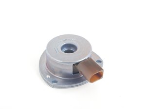 ES#1634538 - 1110510177 - Camshaft Adjuster Solenoid - Located on the front of the cylinder head - Genuine Mercedes Benz - Mercedes Benz