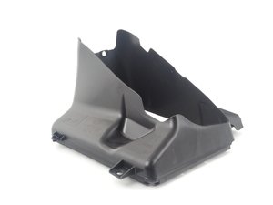 ES#2144974 - 51747903890 - F10 Air Duct Displ.Engine Oil Cooler - Right, M - Genuine BMW - BMW