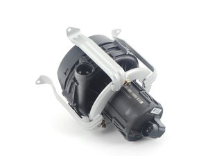 ES#2570284 - 11721433958 - E39 Emission Air Pump - Stay legal with a new emission air pump - Pierburg - BMW