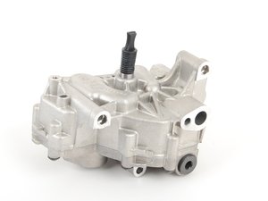 ES#23709 - 11417838311 - Oil Pump - Make sure your engine is properly lubricated - Genuine BMW - BMW