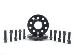 ECS Wheel Spacer & Bolt Kit - 17.5mm With Black Conical Seat Bolts