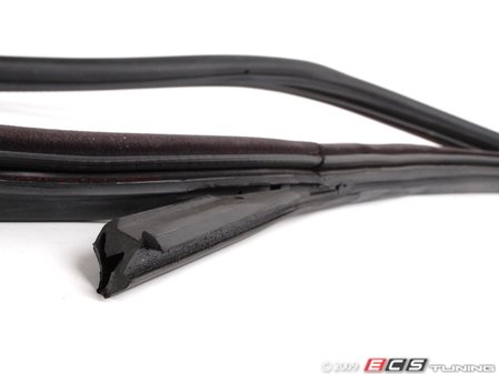 ES#128028 - 51712138957 - Door Seal - Left - Schwarz/Black. Rubber strip located on the lower portion of the driver's door sill - Genuine BMW - BMW