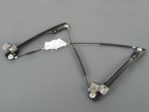 ES#2738565 - 1J3837461H - Power Window Regulator - Front Left - Does not include metal mounting surface - Vaico - Volkswagen