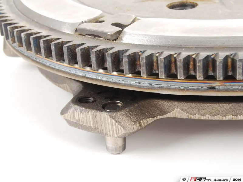 Genuine BMW - 21212229015 - Dual Mass Flywheel (21-21-2-229-015)