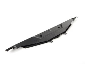 ES#2101180 - 51647200689 - F10 Upper core support center - Center piece of the core support reinforcement - Genuine BMW - BMW