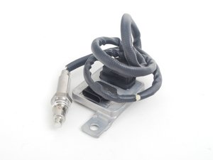ES#2639820 - 059907807G - SENSOR - ss - Genuine Volkswagen Audi - 