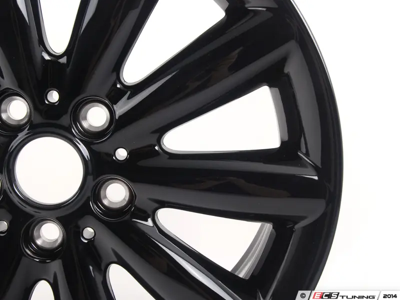36116856099 - Genuine MINI Light Alloy Rim, Silver 7Jx17 Et