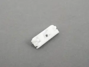 E30 White Spoiler Securing Clip
