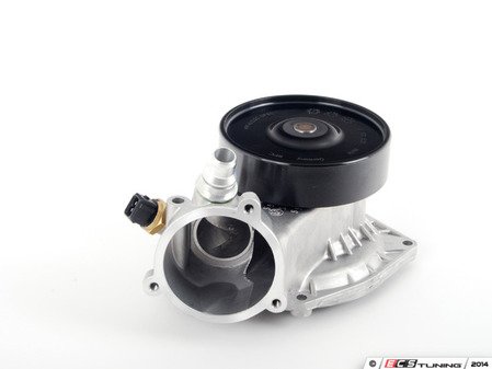 ES#2697947 - 11517548263 - Water Pump - Keeps your engine from overheating and at normal operating ranges - Genuine BMW - BMW