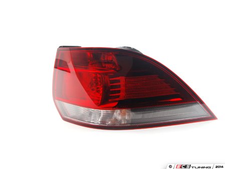 ES#2179134 - 1K9945096H - Tail Light - right - Late tinted style tail light assembly with bulbs - Genuine Volkswagen Audi - Volkswagen