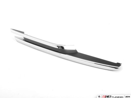 ES#2542735 - 51117279698 - Bumper Grille Trim - right - Located on the lower fog light grille - Genuine BMW - BMW