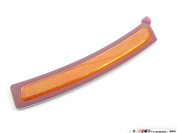 Genuine BMW - 63147295504 - Front Bumper Reflector - right (63-14-7-295 ...