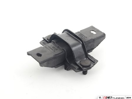 ES#2533488 - 1632400318 - Transmission Mount - Secures the transmission to the crossmember - URO - Mercedes Benz