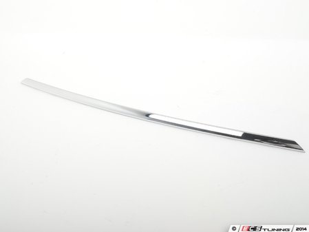 ES#2557775 - 51117279700 - Finisher Rod - Center - Genuine BMW - BMW