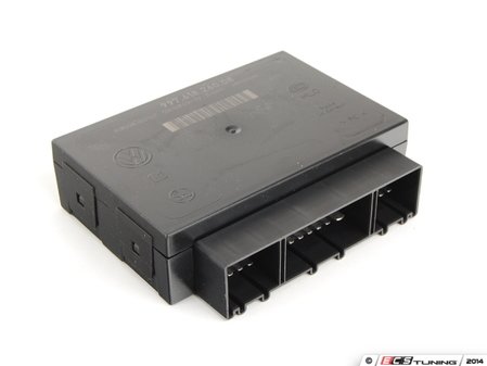 ES#1506722 - 99761826008 - Rear End Control Unit - Controls rear lights and electric spoiler operation - Genuine Porsche - Porsche