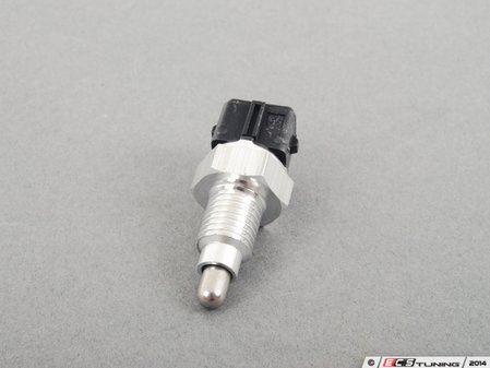 ES#2739413 - 99660613300 - Reverse Light Switch - For 6-speed manual transmission - Original Equipment Supplier - Porsche