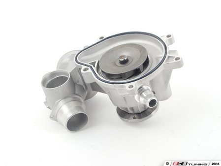 ES#2748228 - 11517524551 - New Water Pump - With O-Ring - High quality, German-made pump featuring a metal impeller - Geba - BMW