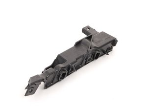 ES#2180798 - 4G0807284 - Front Bumper Guide - right - Keep your bumper in place with this new guide  - Genuine Volkswagen Audi - Audi