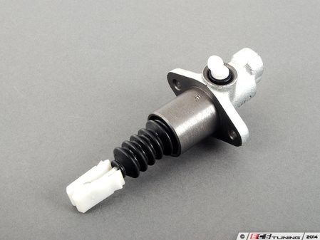 ES#2739476 - 3A1721388 - Clutch Master Cylinder - Get your clutch back in working order with a new master cylinder - Lucas - Volkswagen
