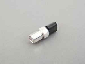 ES#2679226 - 1K0959126E - A/C Pressure Safety Switch - Prevents excess pressure from building within the system - Genuine Volkswagen Audi - Audi Volkswagen