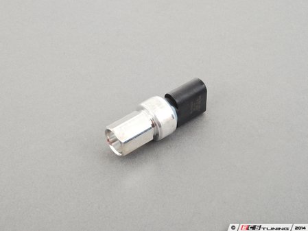 ES#2679226 - 1K0959126E - A/C Pressure Safety Switch - Prevents excess pressure from building within the system - Genuine Volkswagen Audi - Audi Volkswagen