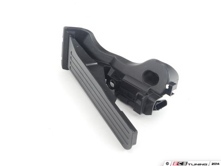 ES#2227576 - 1K1721503AS - Accelerator pedal - Sends signal for throttle plate to open or close - Genuine Volkswagen Audi - Volkswagen